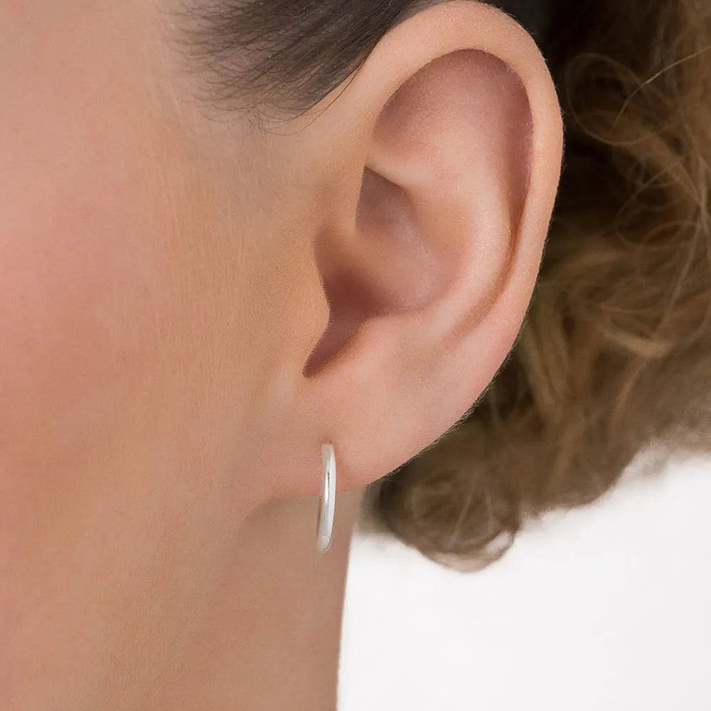 BRINCO ARGOLA DE PRATA MACIÇA 925 - TAM.ÚNICO 8202920000