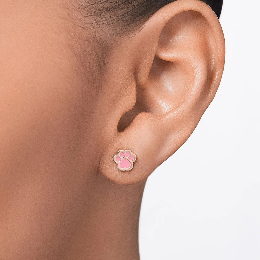 BRINCO PATA GATA MARIE BANHADO A OURO 18K COM APLICAÇÃO DE RESINA - TAM.ÚNICO 5275340029